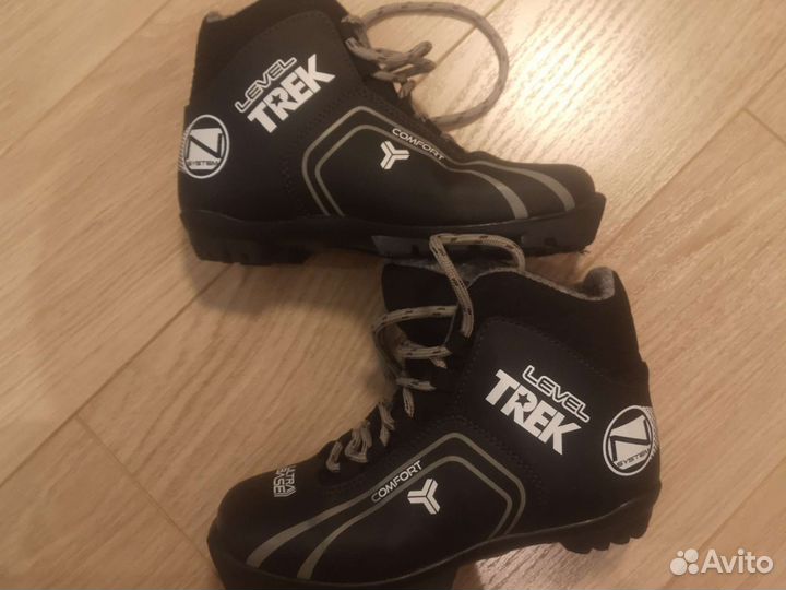 Ботиники лыжные размер 36