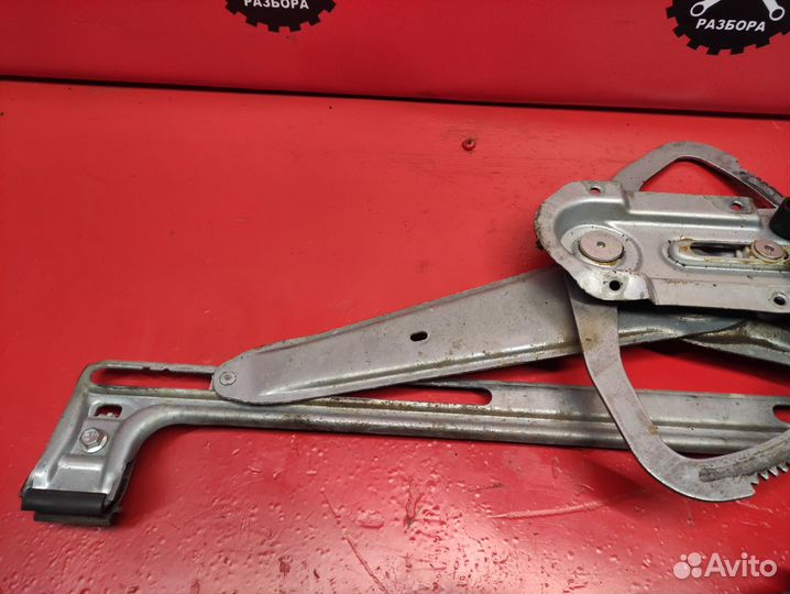 Стеклоподъёмник Volvo S80 2