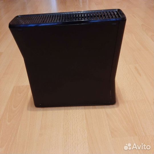 Приставка Xbox 360