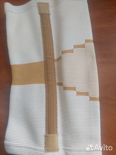 Бандаж на коленный сустав