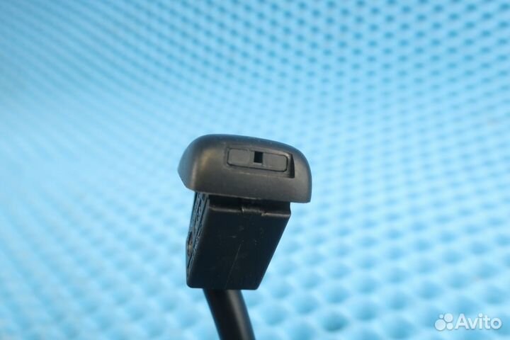 Форсунка омывателя лобового стекла Skoda Fabia 2