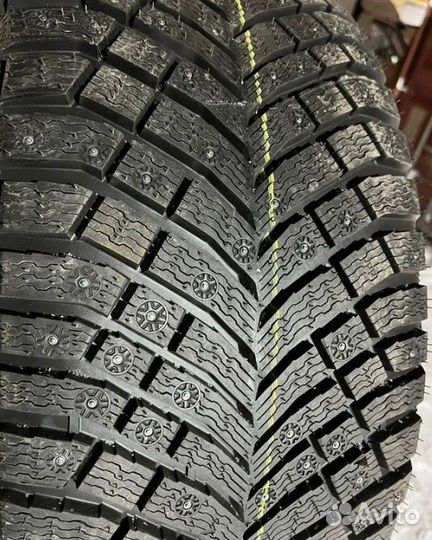 Michelin X-Ice North 4 SUV 255/45 R20 105T