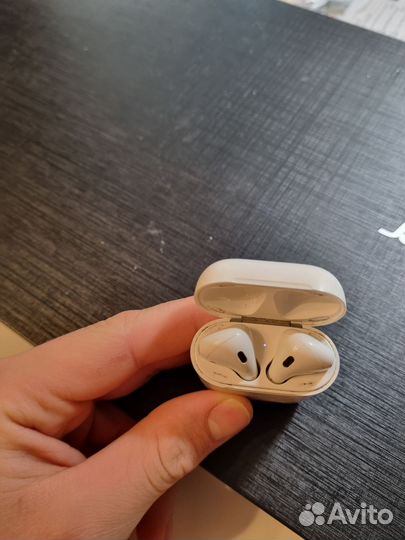 Airpods оригинал
