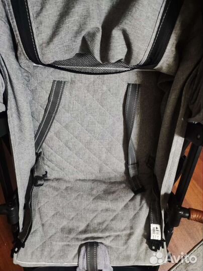 Коляска Yova plus 4