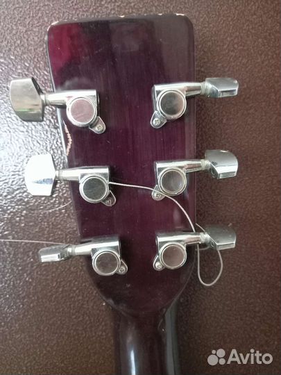 Гитара электроакустическая