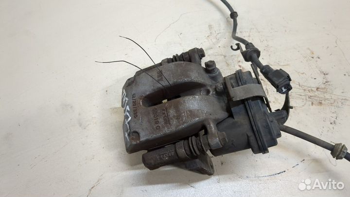 Суппорт BMW 5 G30, G31, 2017