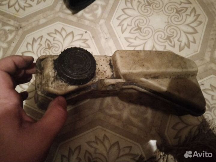 Запчасти на peugeot 605