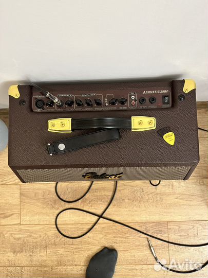 Электро гитара и комбик