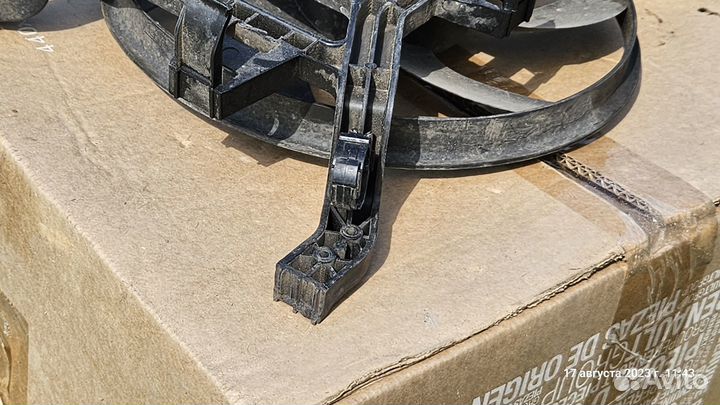 Вентилятор радиатора Renault Logan 1