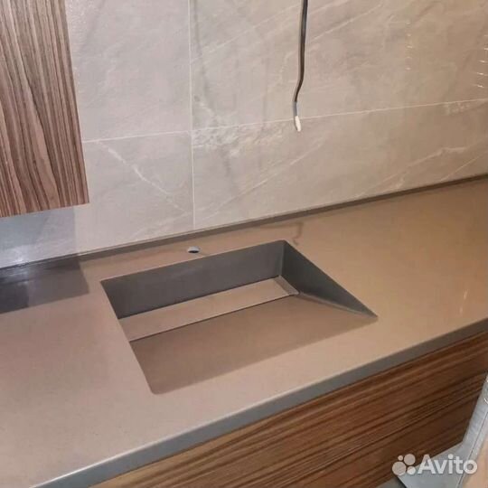 Столешница в ванную