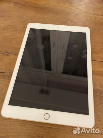 Планшет Apple iPad 6 32 гб