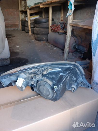 Фара на skoda fabia