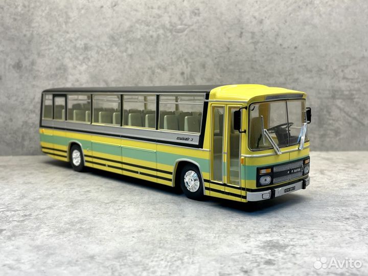 Коллекционная модель Berliet Cruisair 1969 1:43