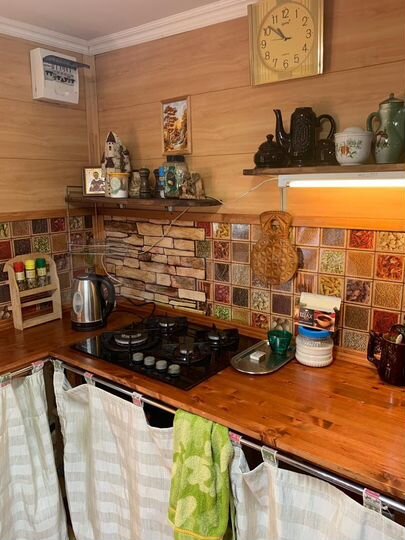 Дом 27,4 м² на участке 10 сот.