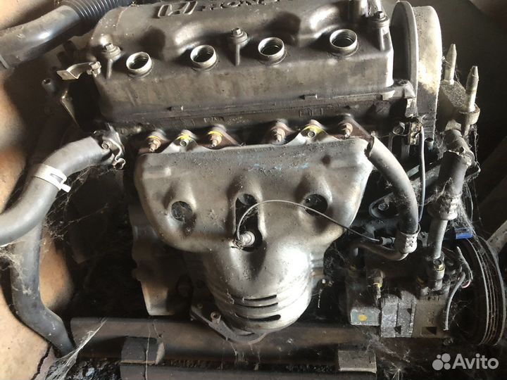 Двигатель на honda logo