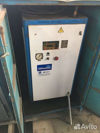 Компрессор винтовой вву 2,5/7 в кожухе
