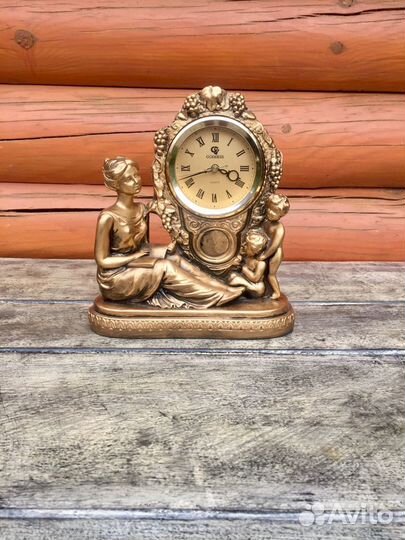 Настольные часы