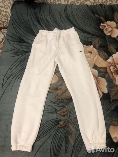 Спортивные штаны lacoste