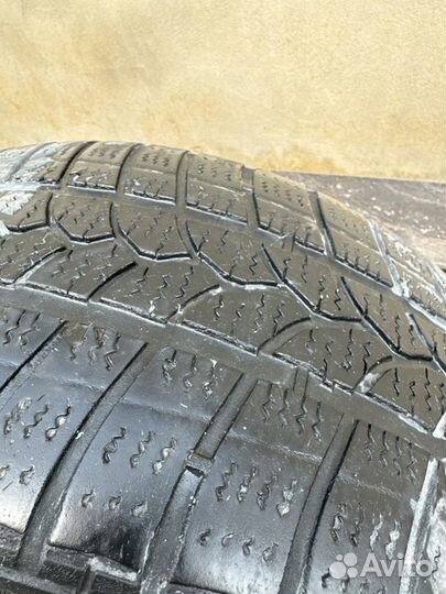 Tigar Winter 1 225/50 R17