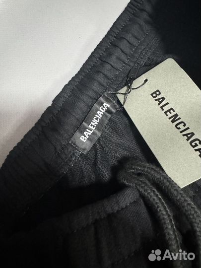 Balenciaga 3D icon