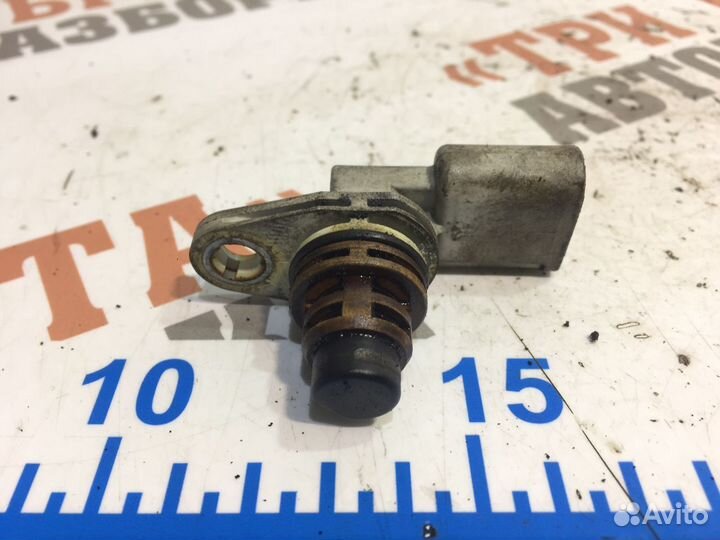 Шкода Фабия Датчик распредвала