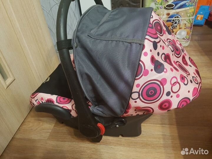 Детское автокресло-люлька