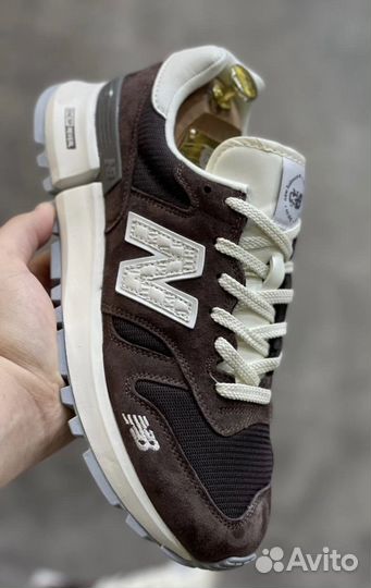 Кроссовки мужские new balance 1300