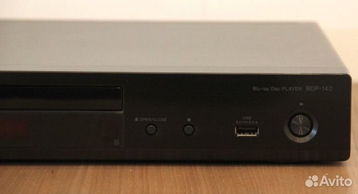 Blu-ray плеер Pioneer BDP-140