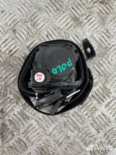 Ремень безопасности правый передний Фольксваген По