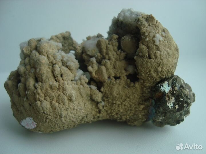 Сидерит, кальцит, пирит