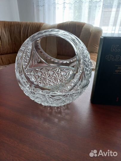Вазы хрустальные фруктовница шар