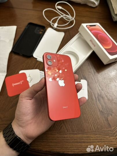 iPhone 12, 64 ГБ