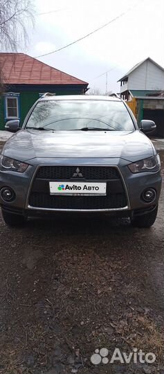 Mitsubishi Outlander 2.4 CVT, 2011, 235 300 км