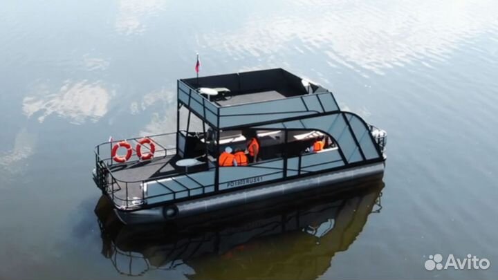 Моторный тримаран brо 110