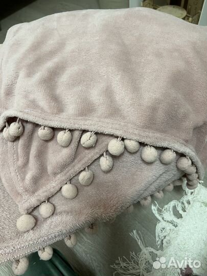 Подушка радуга hm, плед пуф