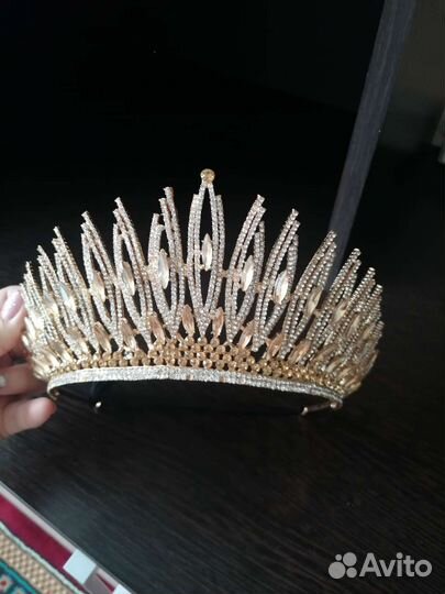 Свадебная диадема