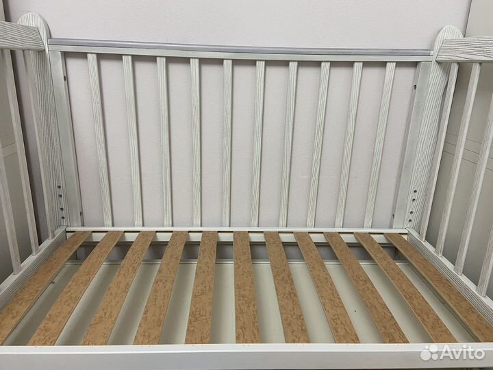 Детская кровать и комод можга красная звезда