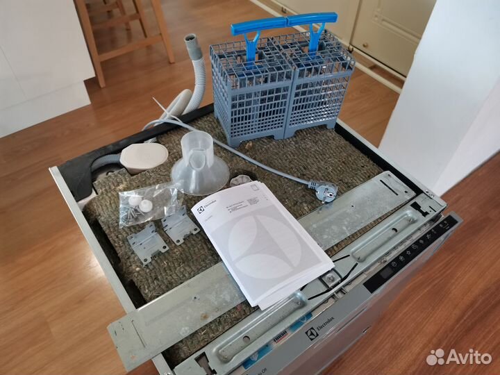 Посудомоечная машина electrolux ESL 6380 RO бу