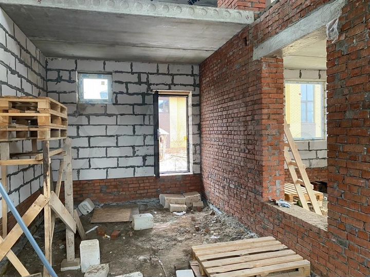 Дом 128 м² на участке 8 сот.