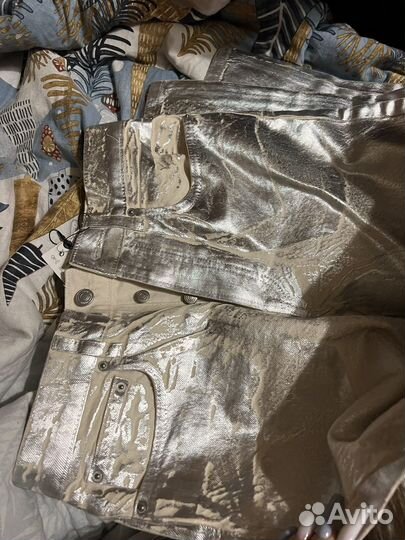 Джинсы zara металлик серебристые