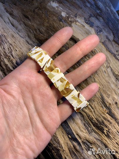 Янтарный браслет 
