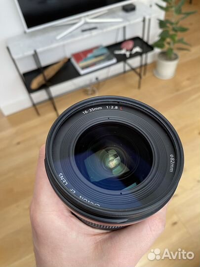 Canon EF 16-35mm f/2.8 L II USM + бленда
