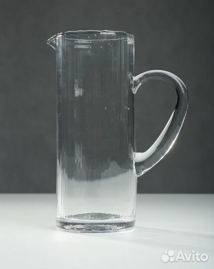 Высокий графин из рифленого стекла