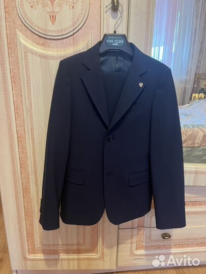 Школьный костюм для мальчика 134-140 синий