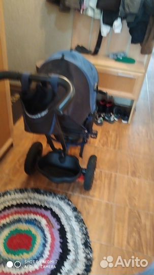 Детский велосипед с ручкой