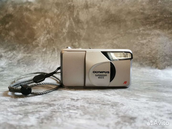 Пленочный фотоаппарат Olympus Superzoom 800s