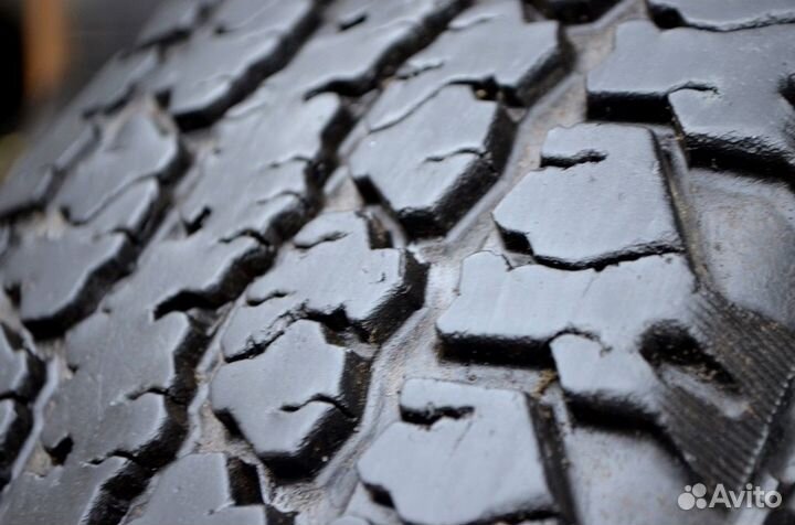 Medved Я-555 235/75 R15