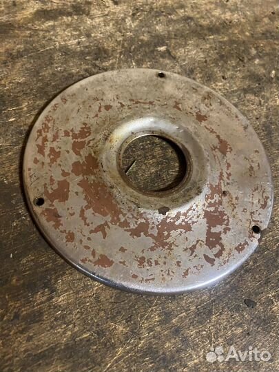 Колпак переднего колеса Восход 2