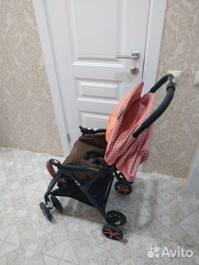 Легкая прогулочная детская коляска Jetem Carbon