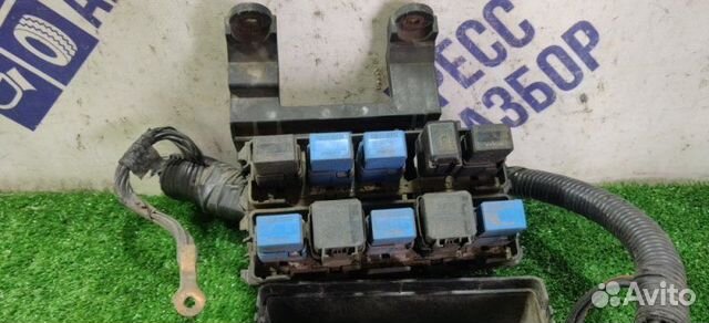 Блок предохранителей Nissan Primera P12 седан 2.0